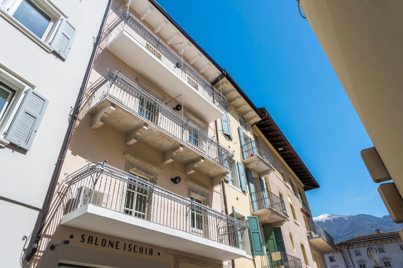 Casa Tonetta Luxury Apartments Арко Екстериор снимка